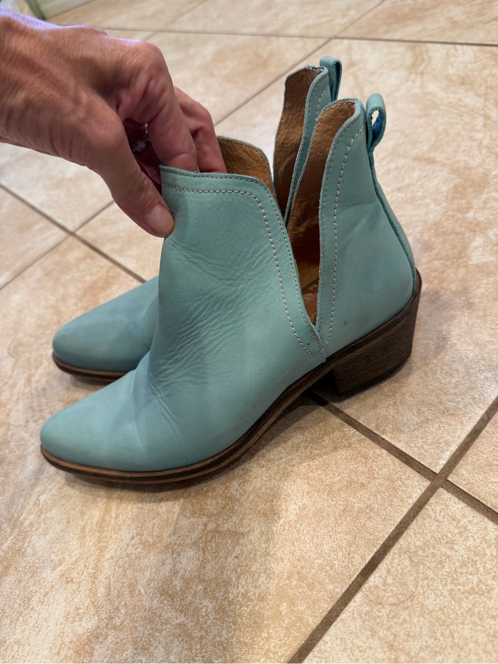 Women's Teal Leather Cutout Ankle Booties Sz EU 37 some scuffs - Picture 5 of 10